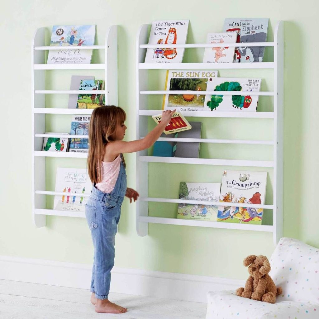 decorate a corner bookshelf