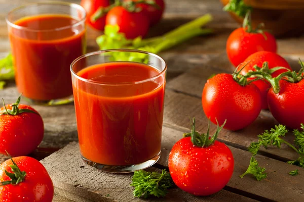 O suco de tomate é bom para você?