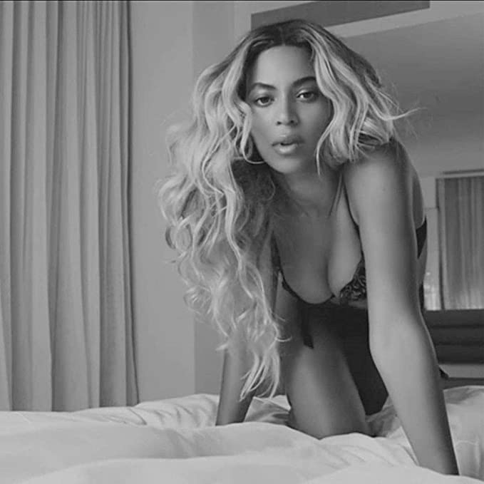 Unknown Photos of Beyoncé