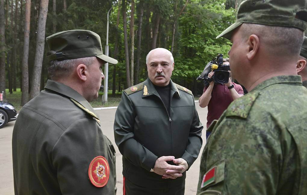 Lukashenko Expresses Concerns Over Air Defense, Calls for Vigilance