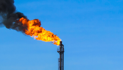 Nové Mexiko pokutuje producenta ropy 40 milionů dolarů za nadměrné spalování zemního plynu