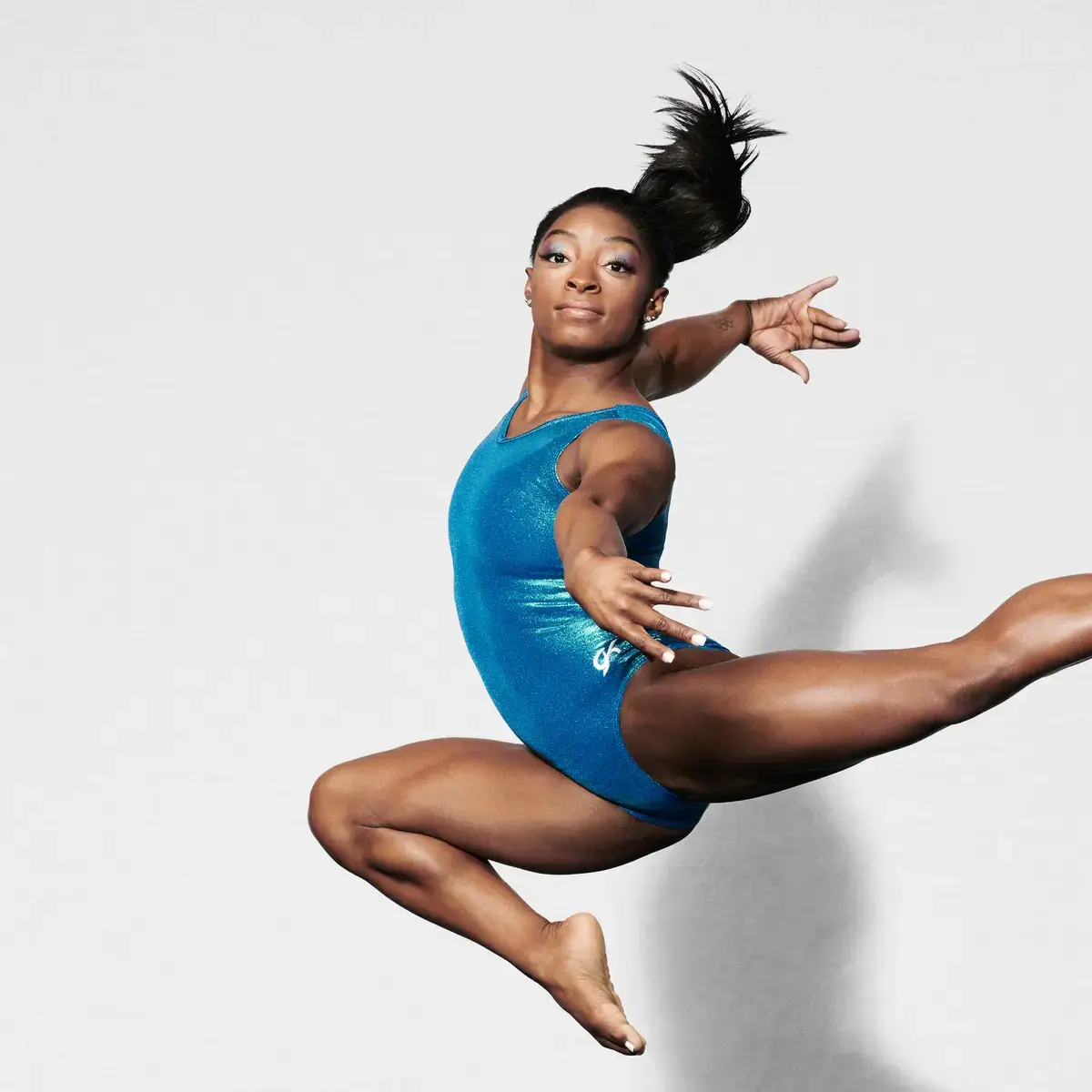 Ang Gymnastics Star na si Simone Biles ay Gagawa ng Competitive Comeback sa Agosto, Unang Pagkilala Mula noong 2020 Olympics