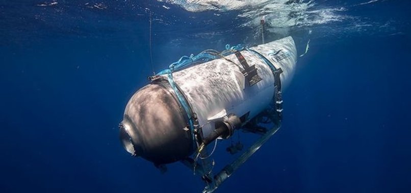 Туристическа подводница Титаник
