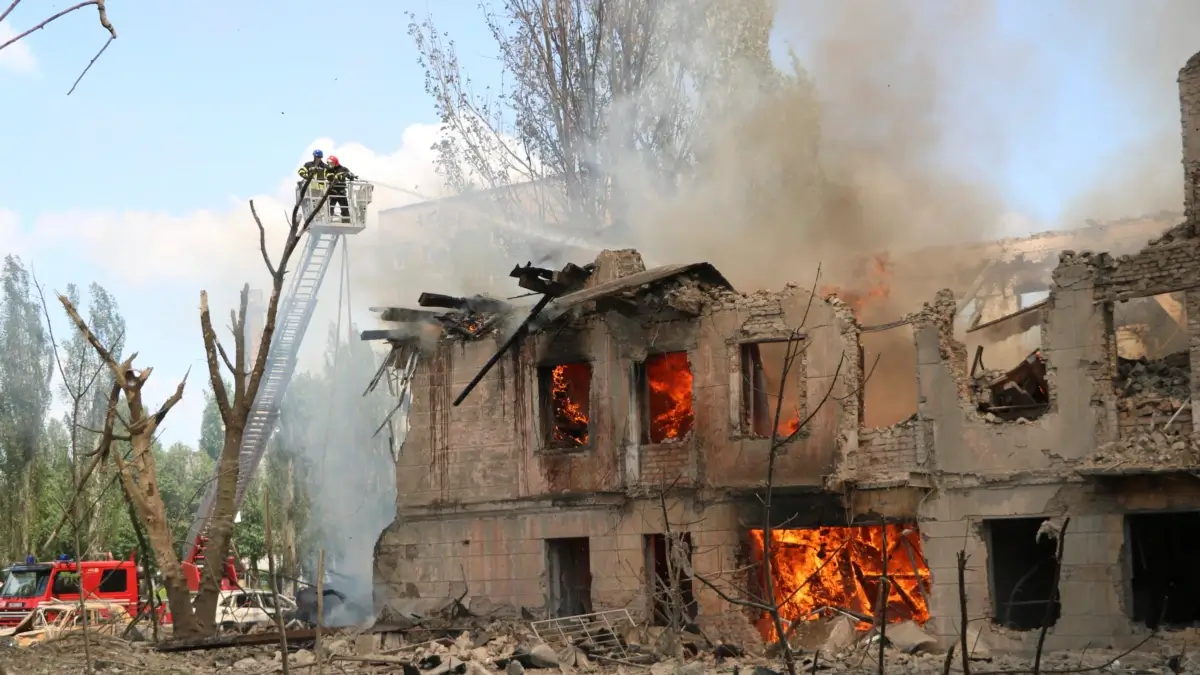 Konflikti në Ukrainë derdhet në Rusi me granatime dhe sulme me dron