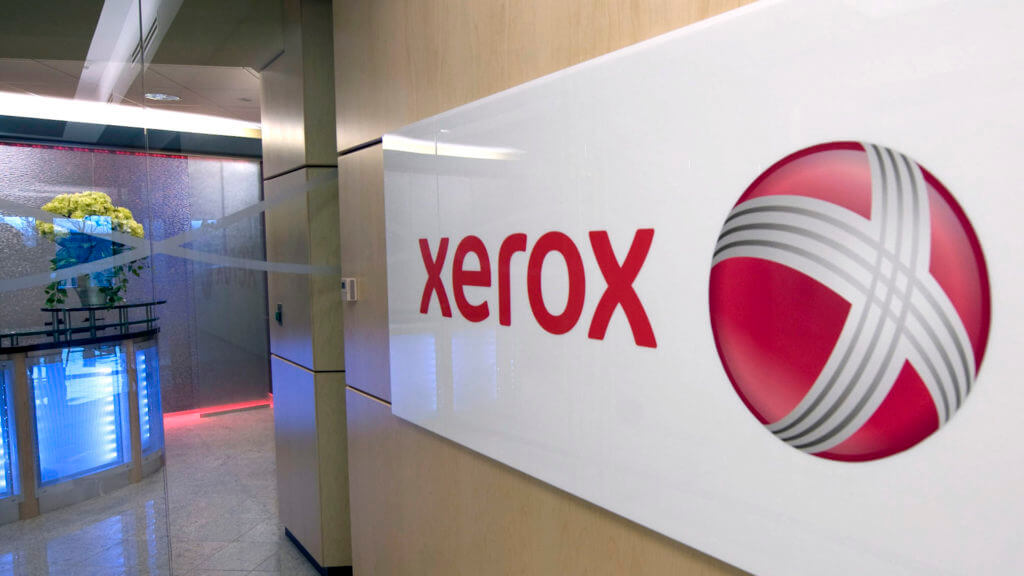 Η μετοχή της Xerox Holdings Corp. υποαποδίδει σε δύσκολες συναλλαγές σε σύγκριση με ανταγωνιστές