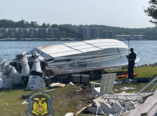 Катастрофа на лодка при езерото Озаркс