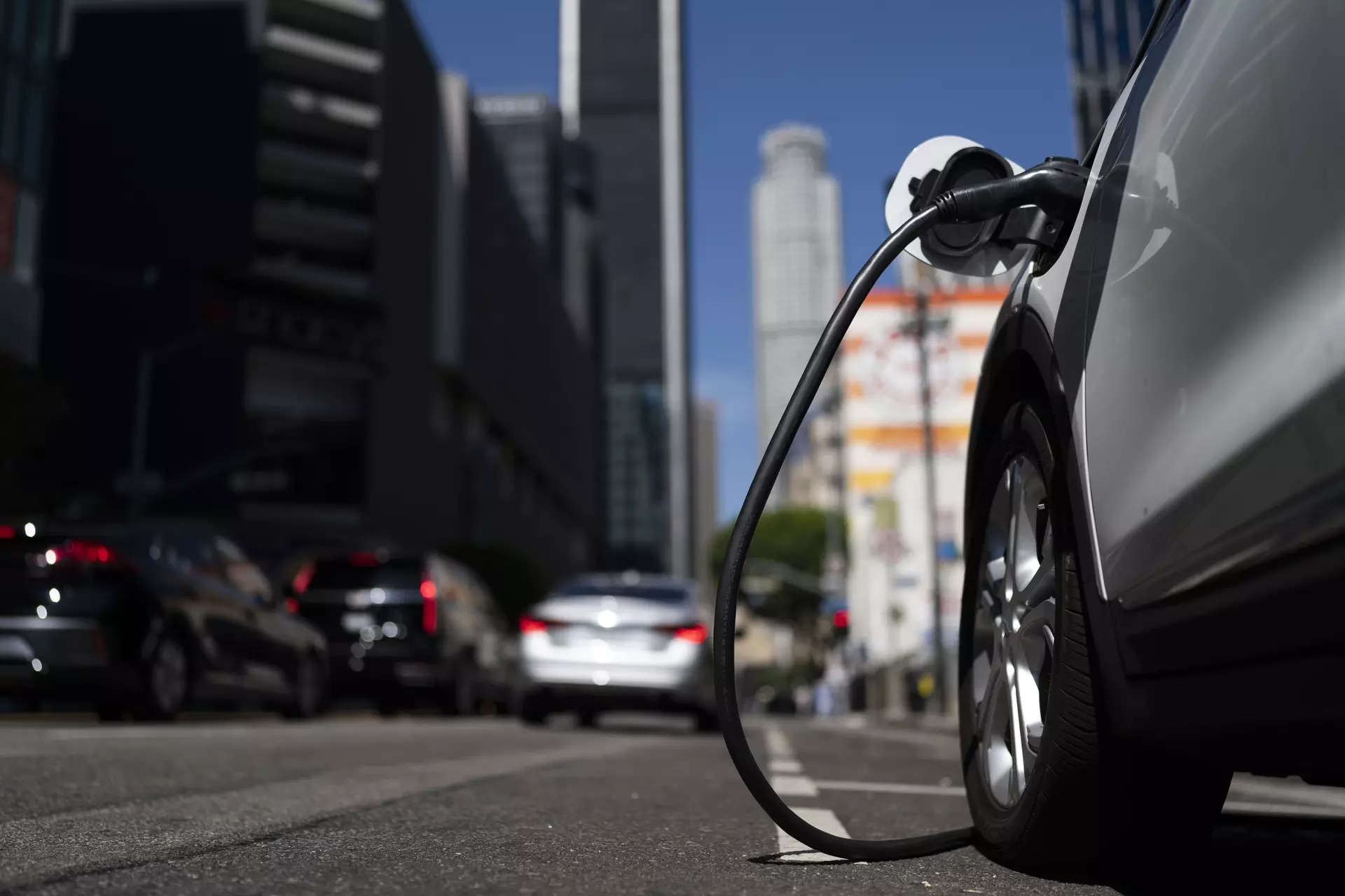 Major Automakers Unite for North American EV Charging Network Expansion