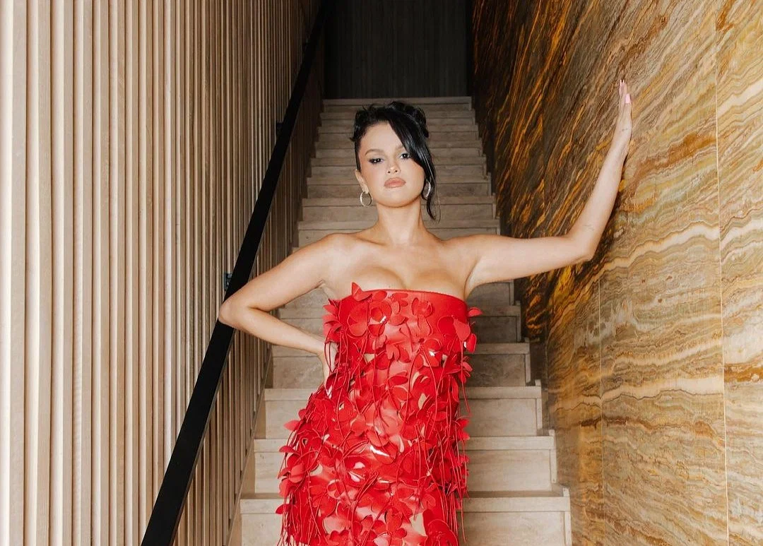 Selena Gomez’s Birthday: A Star-Studded Celebration with a Stunning Red Dress