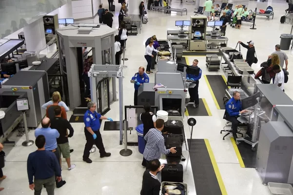 Чувствителност към пола на сигурността на летището
