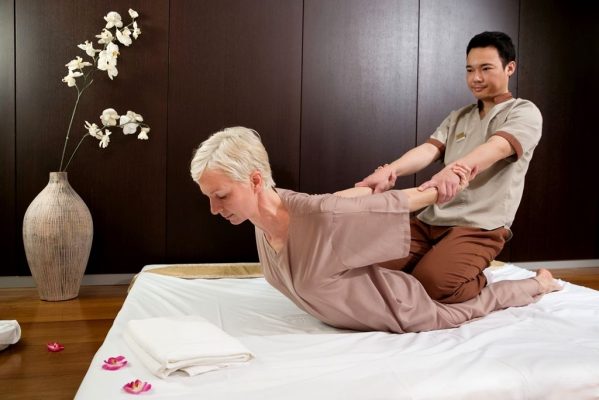 Азиатски масаж близо до мен