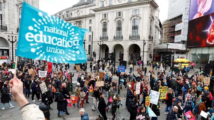 Strajki nauczycieli w Anglii