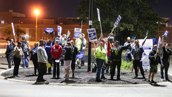 Překvapivá stávka v továrně Ford v Kentucky: 9,000 XNUMX dělníků odešlo