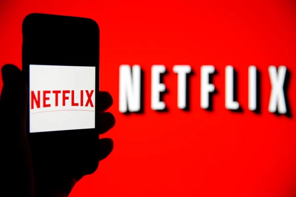 Το Netflix αυξάνει τις τιμές