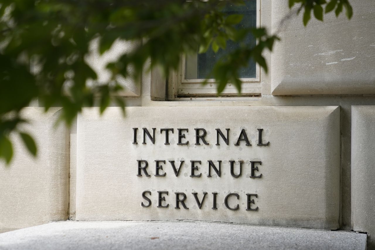 IRS New IRA 401k Contribution Limits for 2024