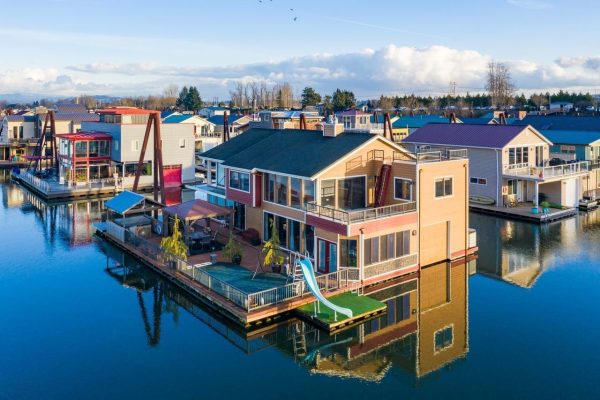 Floating Homes