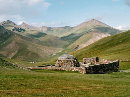 Πού να επισκεφτείτε στο Κιργιστάν 2024