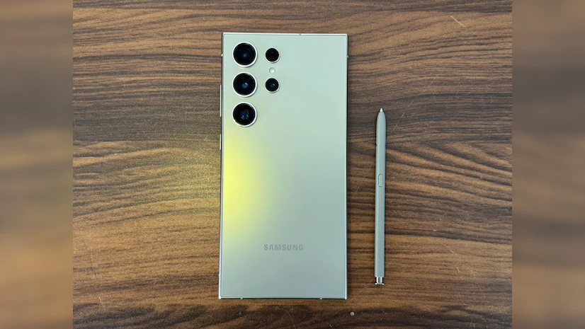 Samsung’s First Galaxy S24 Update Brings Display and Camera Tweaks