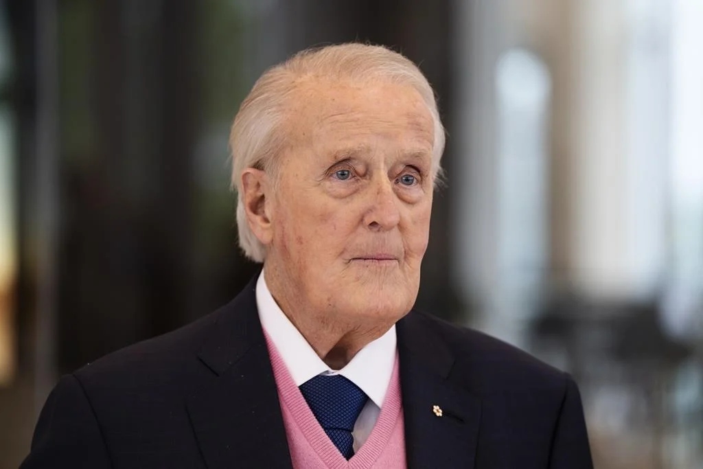 A Nation eer sy Brian Mulroney: The Legacy and Life of Canada se "Big Gamble" Eerste Minister