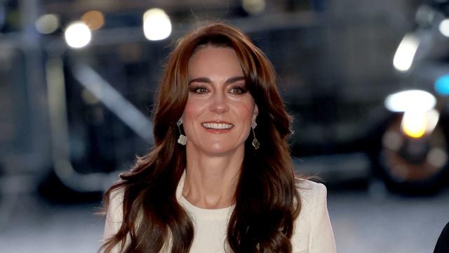 Böyük Britaniya Naziri Kate Middleton-un məxfiliyi ilə bağlı spekulyasiyaların artması fonunda danışır