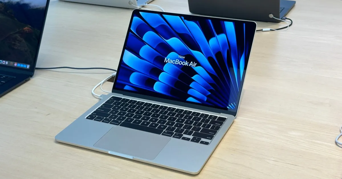 M3 MacBook Air осигурява невероятно бързи скорости на съхранение