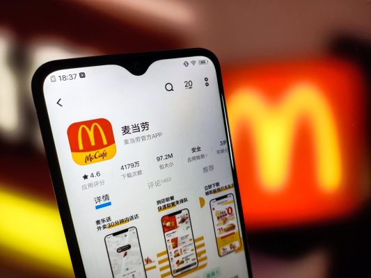Sự cố ngừng hoạt động toàn cầu của McDonald