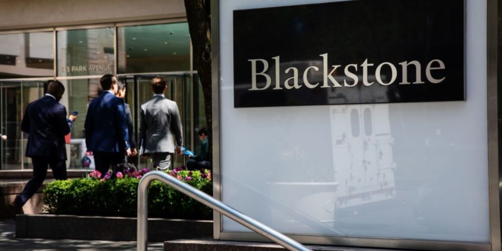 Blackstone, AIR icmalarının 10 milyard dollarlıq alışı ilə çox ailəli sektora ən böyük mərcini edir